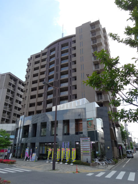 NR花小金井駅前